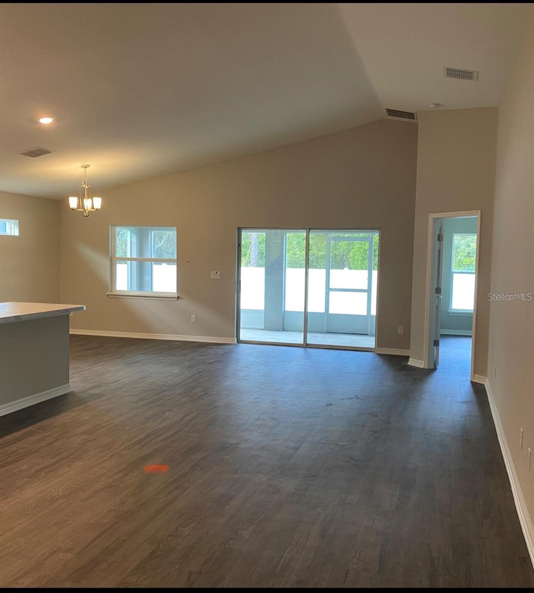 Image 5 of 40 For 94 Polermo Avenue