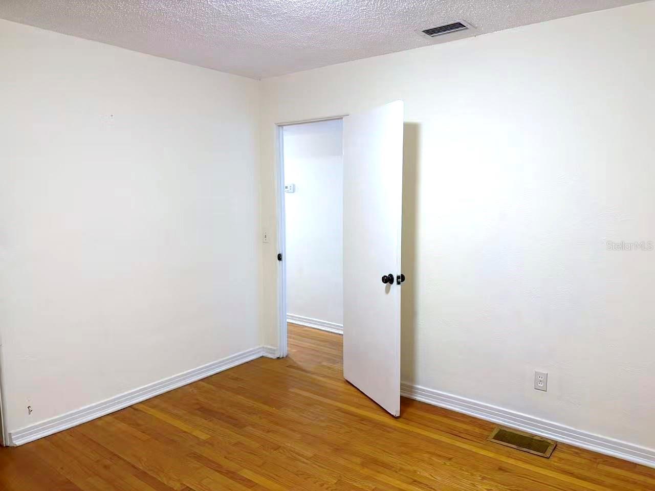 Image 11 of 41 For 7200 Grace Road