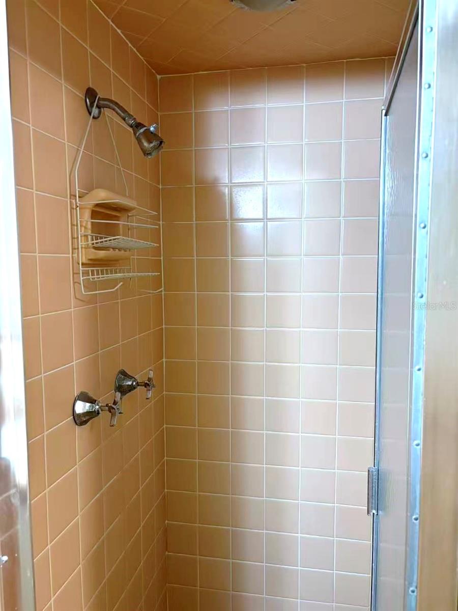 Image 16 of 41 For 7200 Grace Road