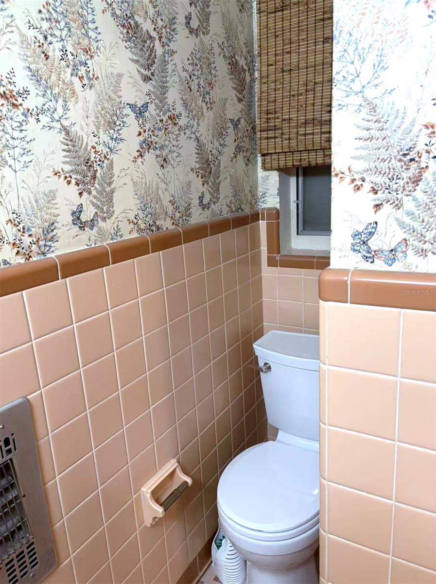 Image 18 of 41 For 7200 Grace Road