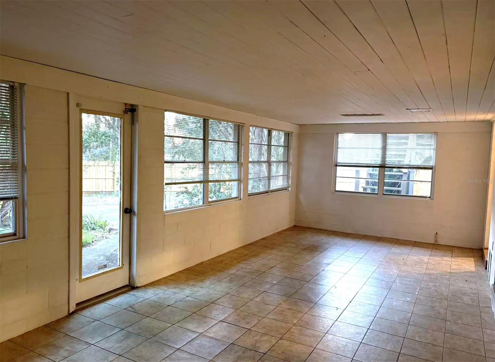 Image 19 of 41 For 7200 Grace Road