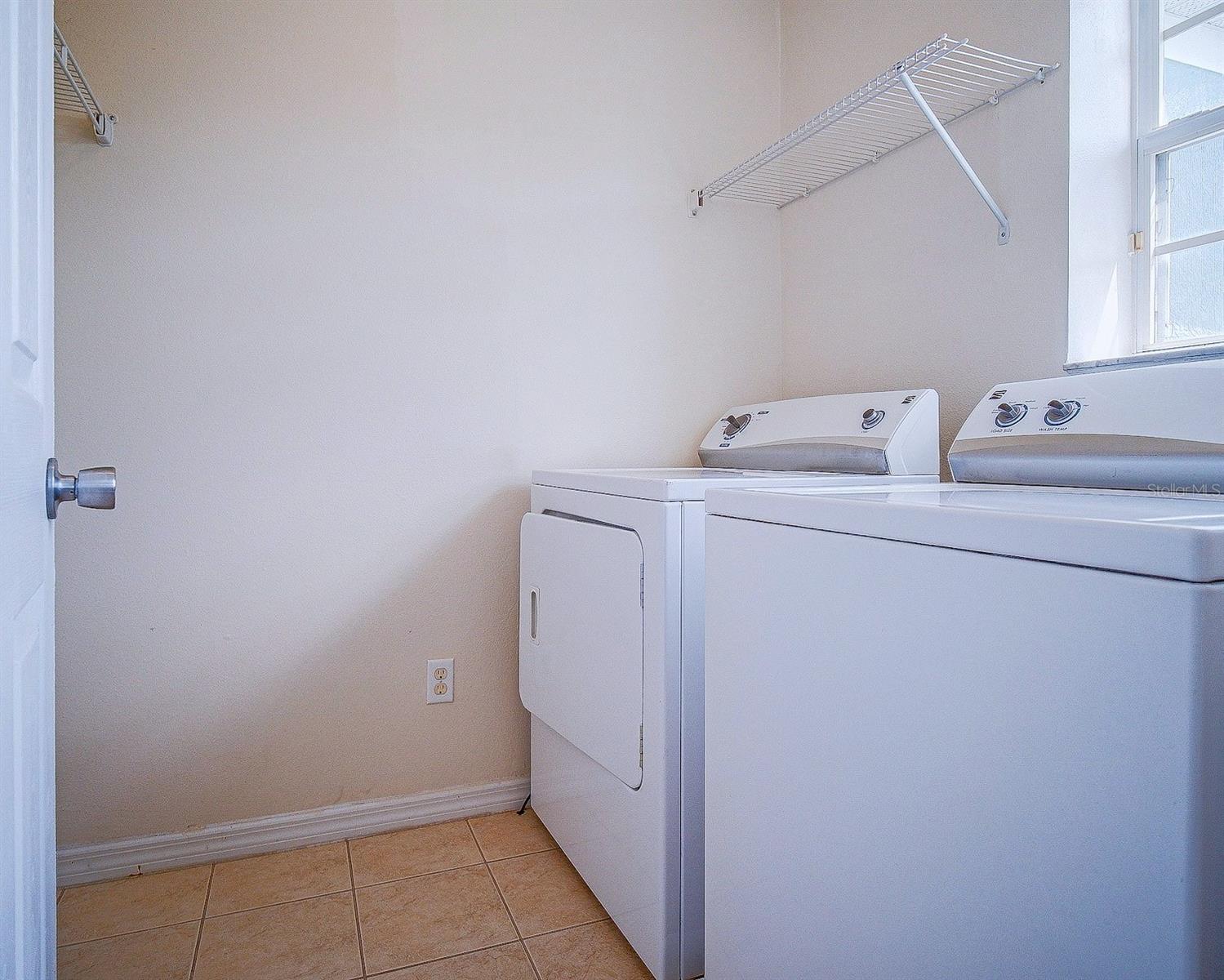 Image 11 of 16 For 10033 Moorshire Circle