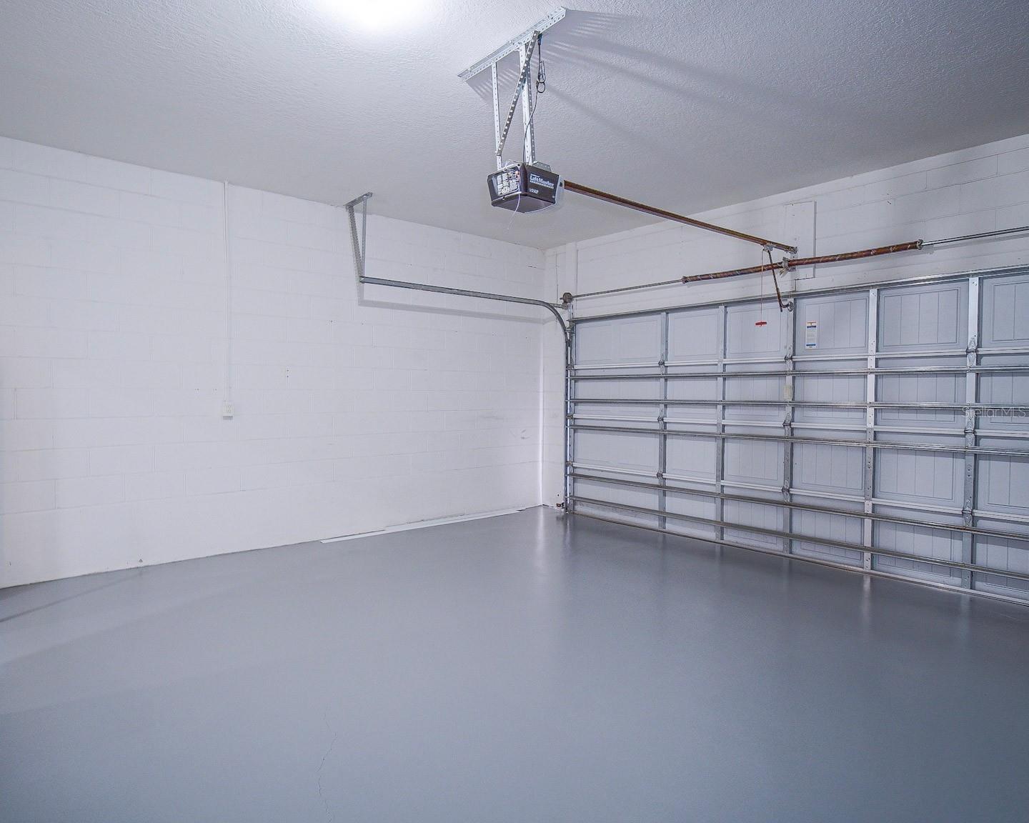 Image 12 of 16 For 10033 Moorshire Circle