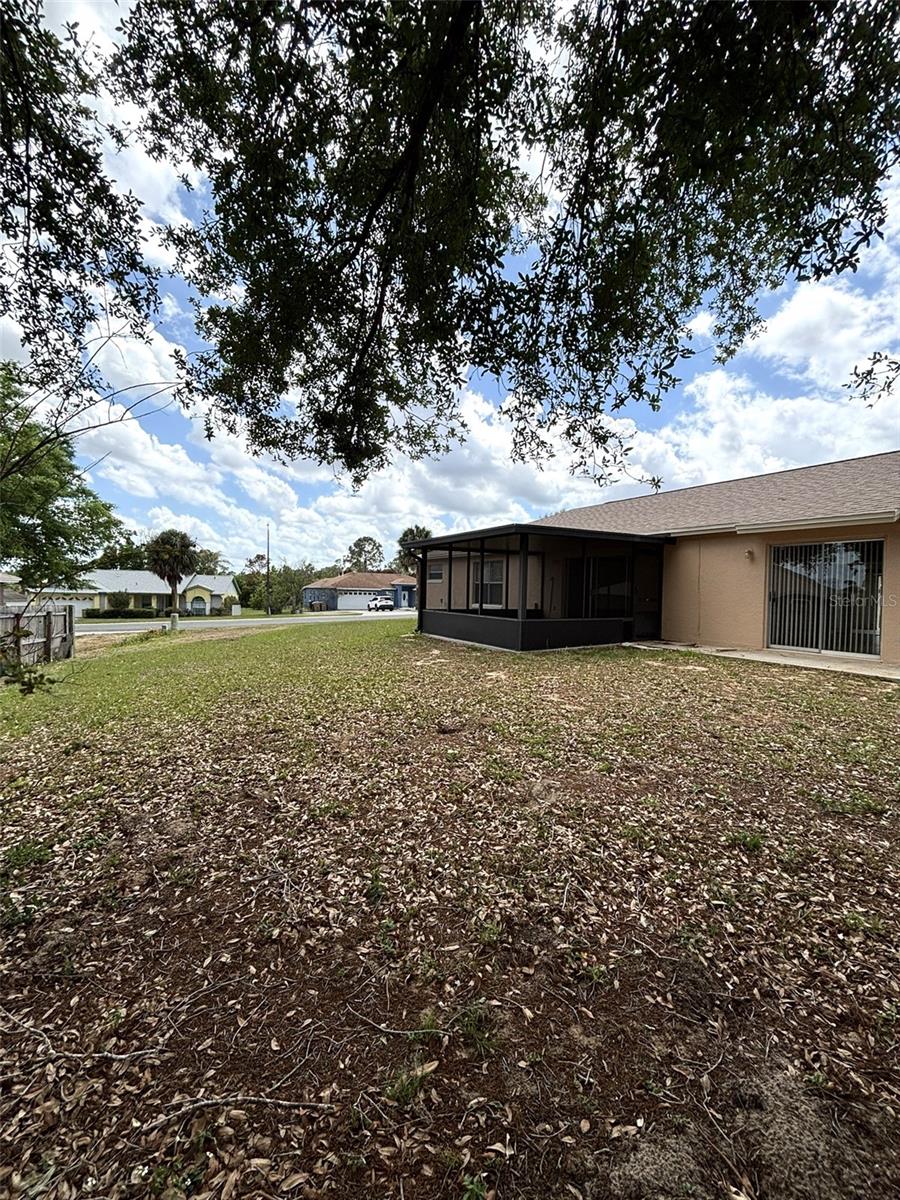 Image 18 of 24 For 14406 Greater Hills Boulevard