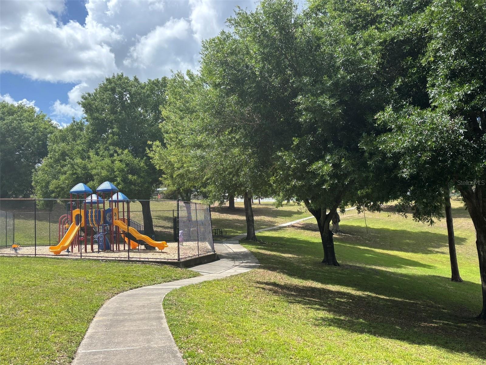 Image 22 of 24 For 14406 Greater Hills Boulevard