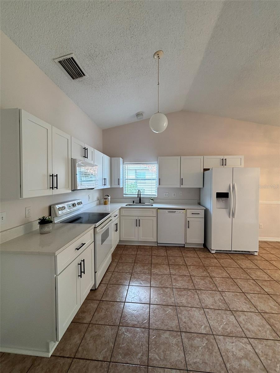 Image 8 of 24 For 14406 Greater Hills Boulevard