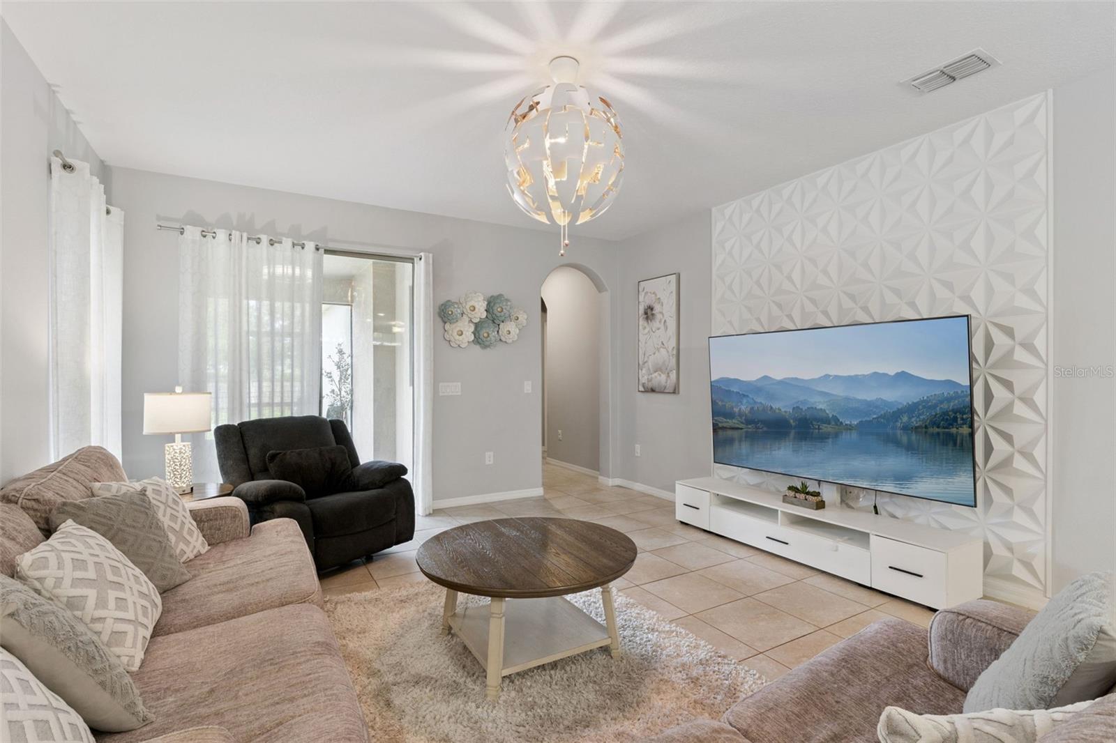 Image 10 of 50 For 16197 Wind View Lane