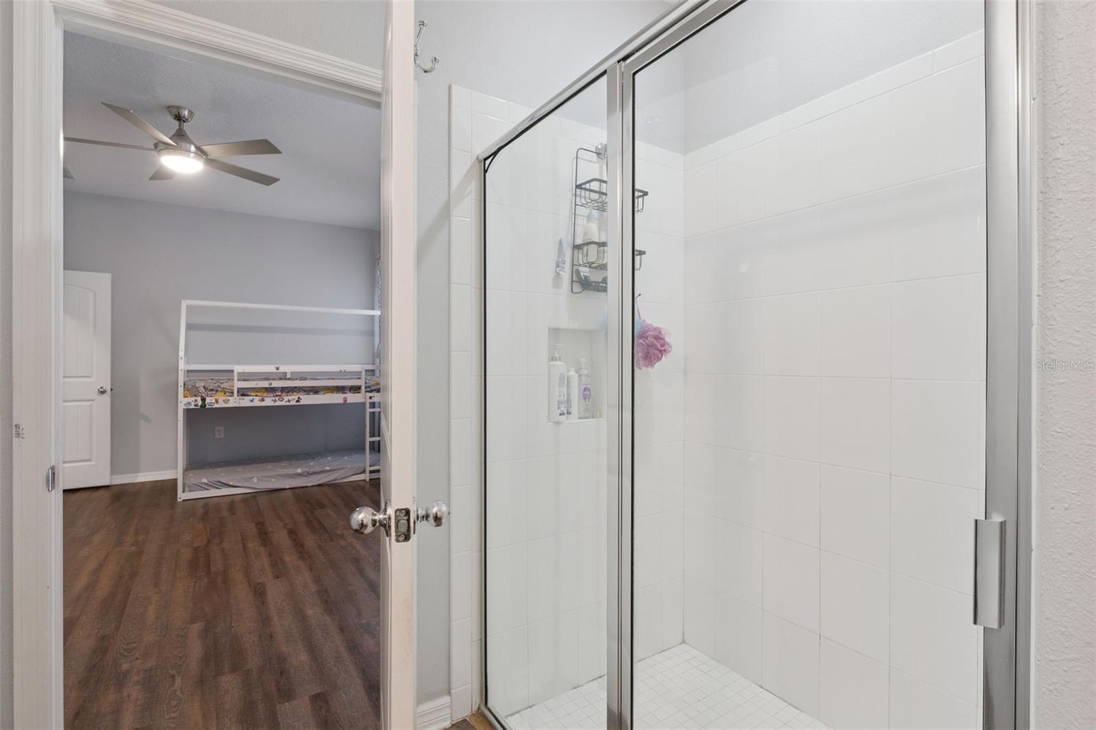 Image 16 of 50 For 16197 Wind View Lane