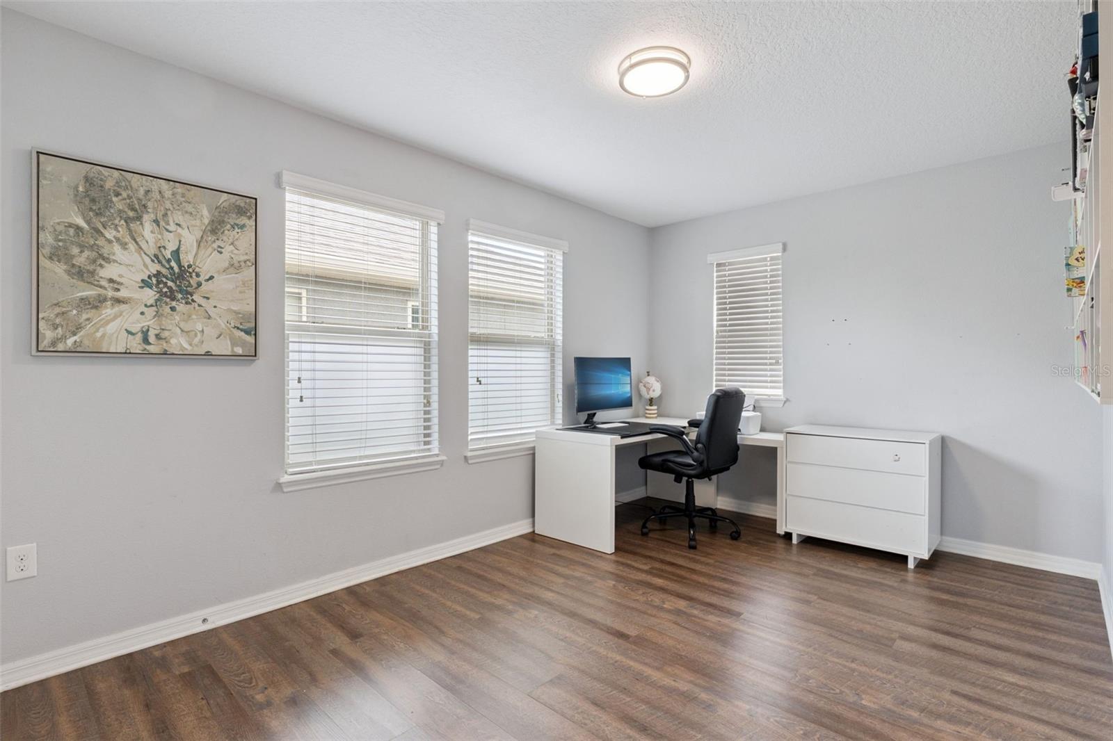 Image 19 of 50 For 16197 Wind View Lane