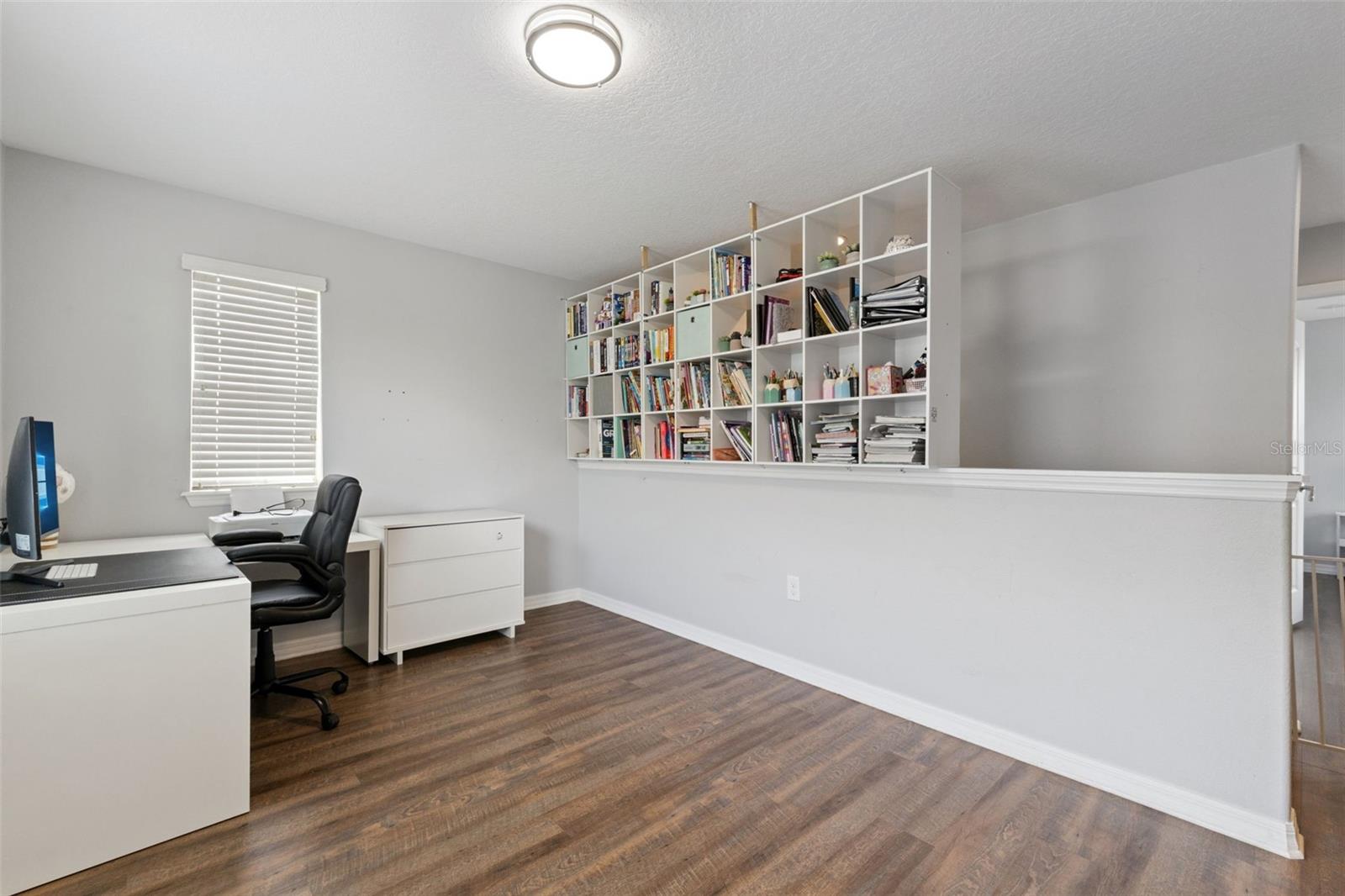 Image 20 of 50 For 16197 Wind View Lane