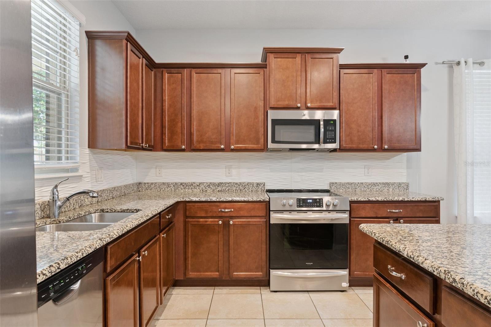 Image 5 of 50 For 16197 Wind View Lane