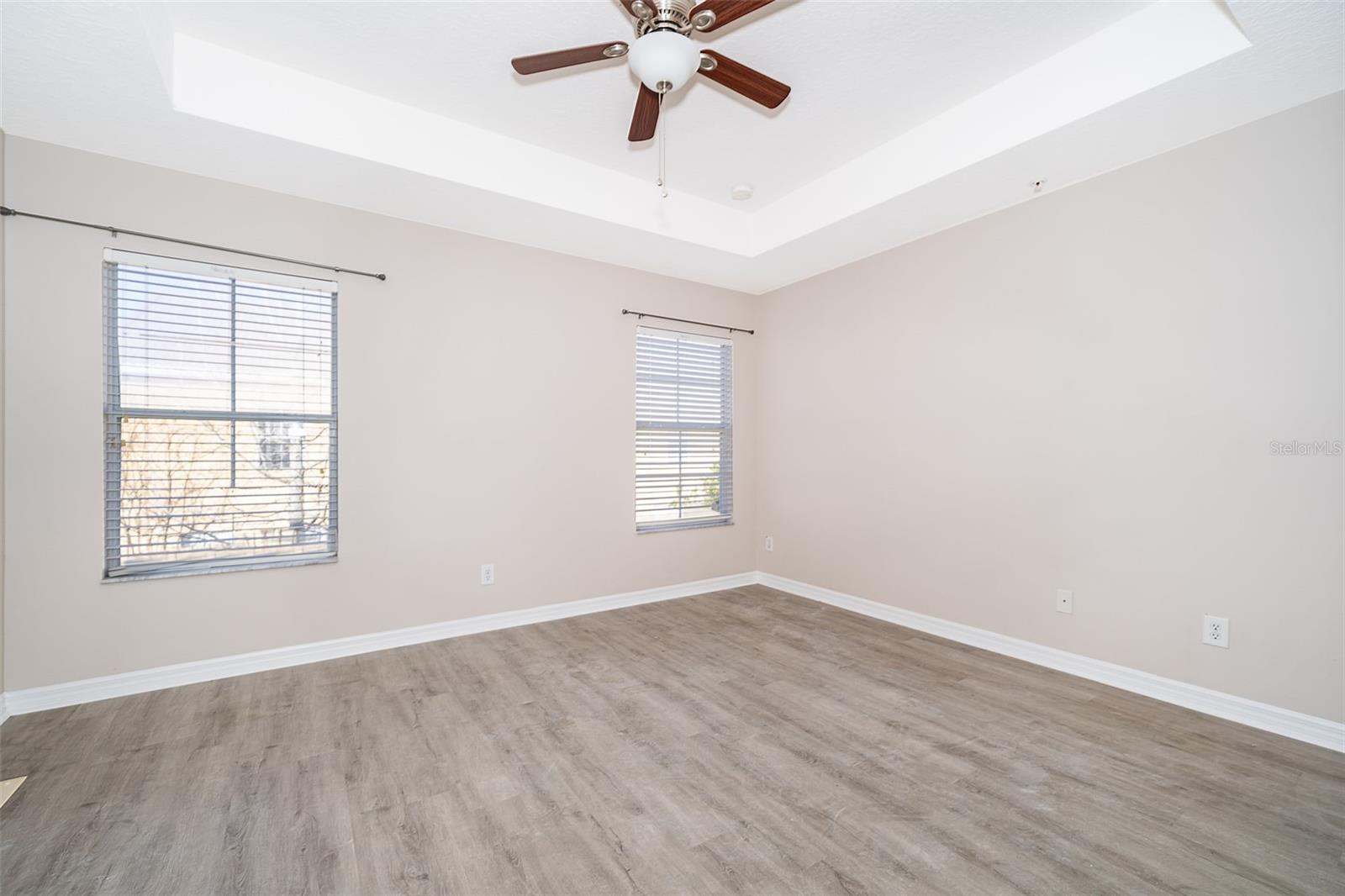 Image 14 of 28 For 4824 Fiorazante Avenue