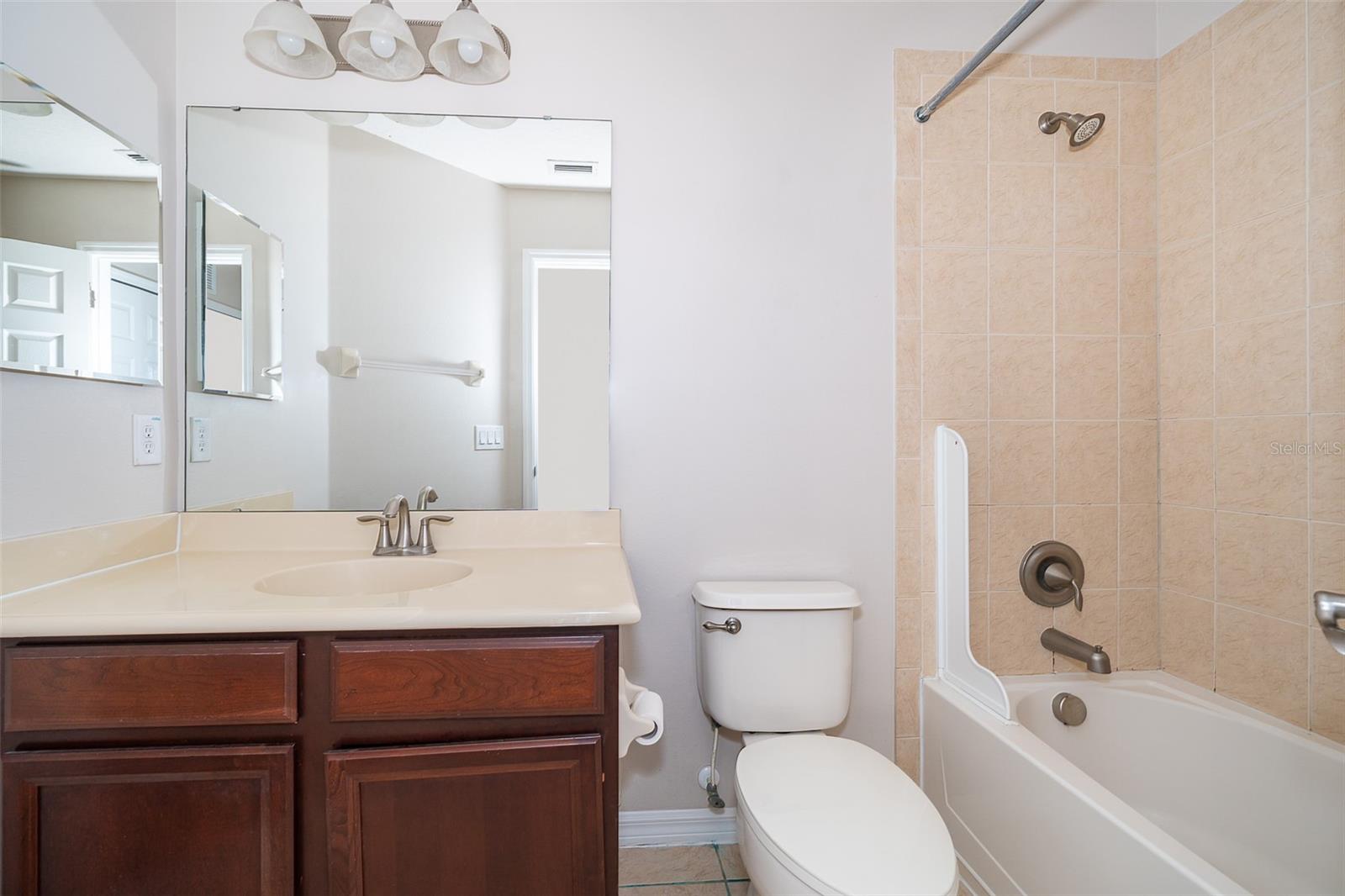 Image 19 of 28 For 4824 Fiorazante Avenue