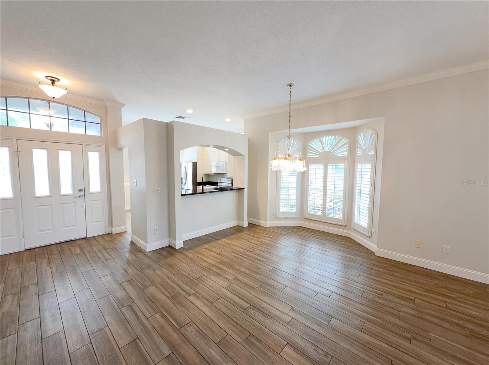 Image 12 of 26 For 448 Macgregor Road