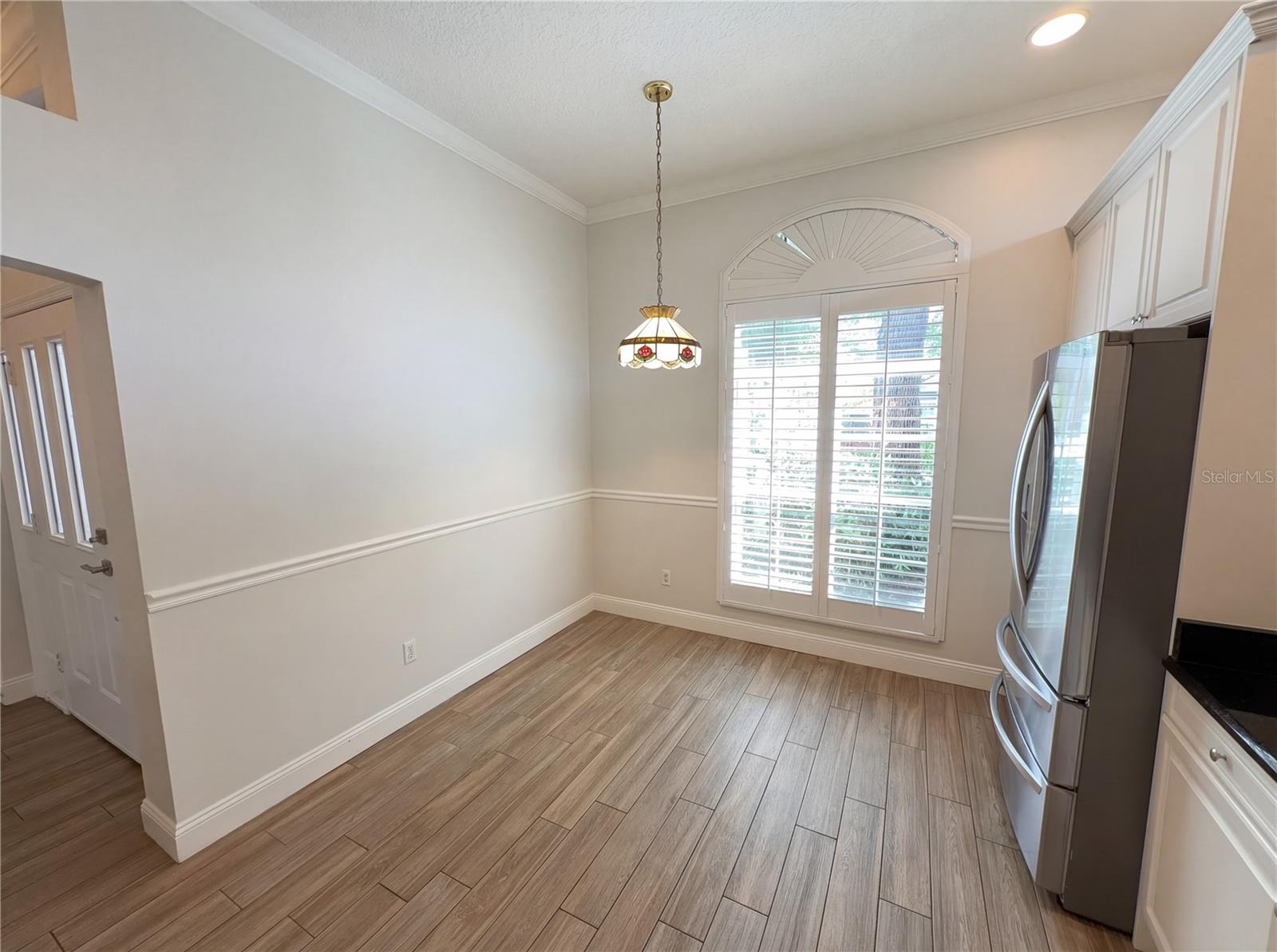 Image 14 of 26 For 448 Macgregor Road