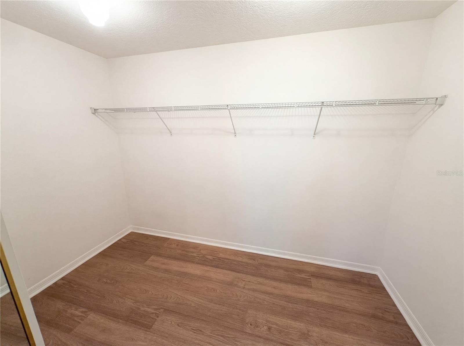 Image 17 of 26 For 448 Macgregor Road