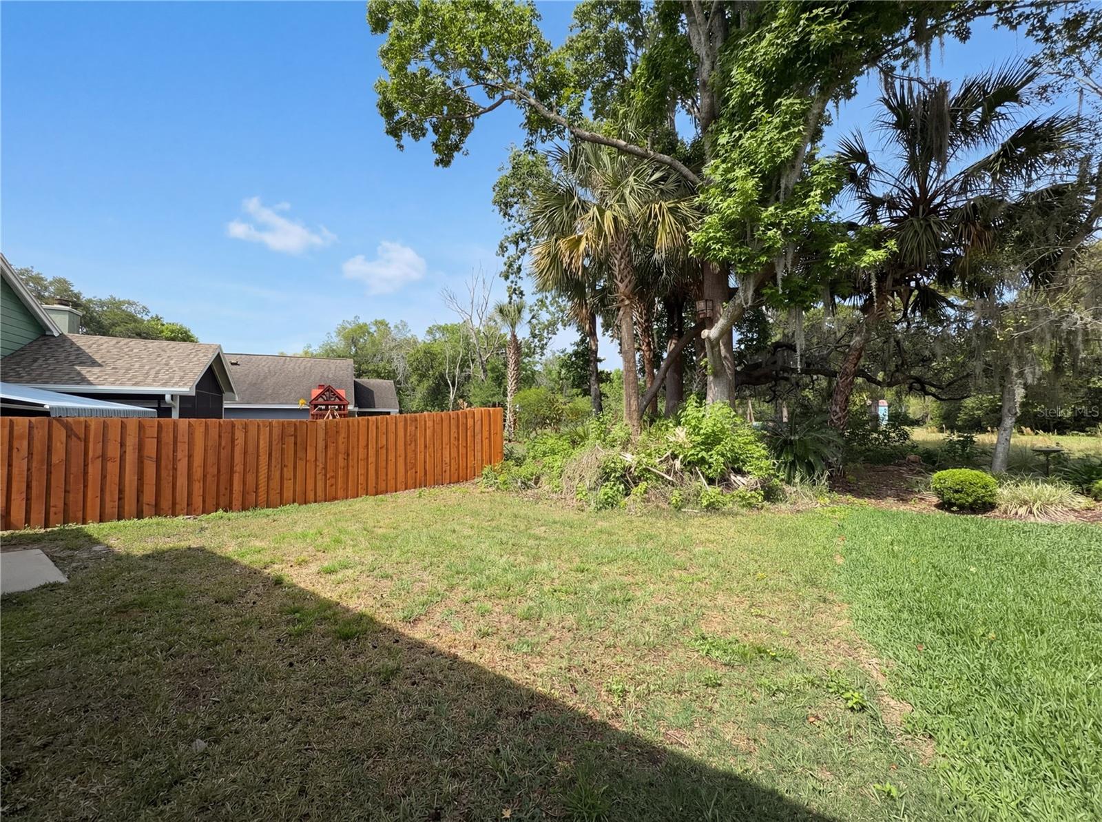 Image 7 of 26 For 448 Macgregor Road