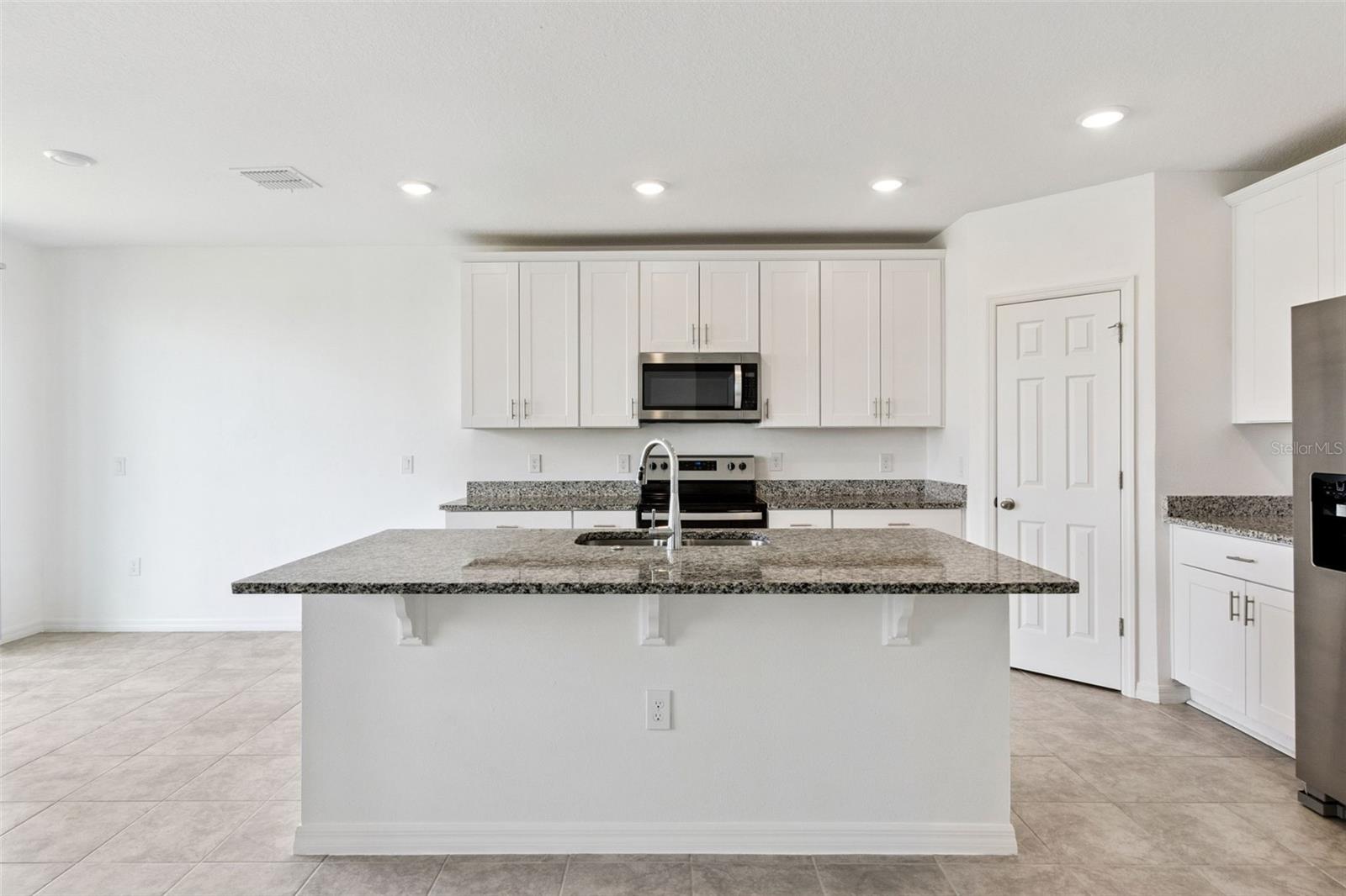 Image 7 of 29 For 2772 San Marco Way