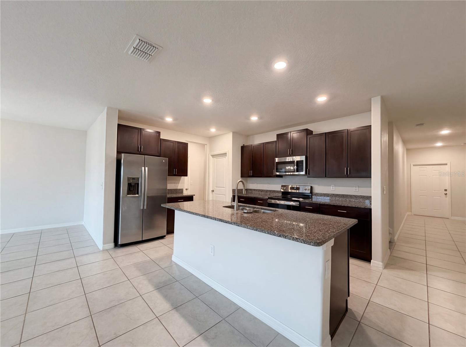 Image 2 of 41 For 11849 Blackeyed Susan Drive