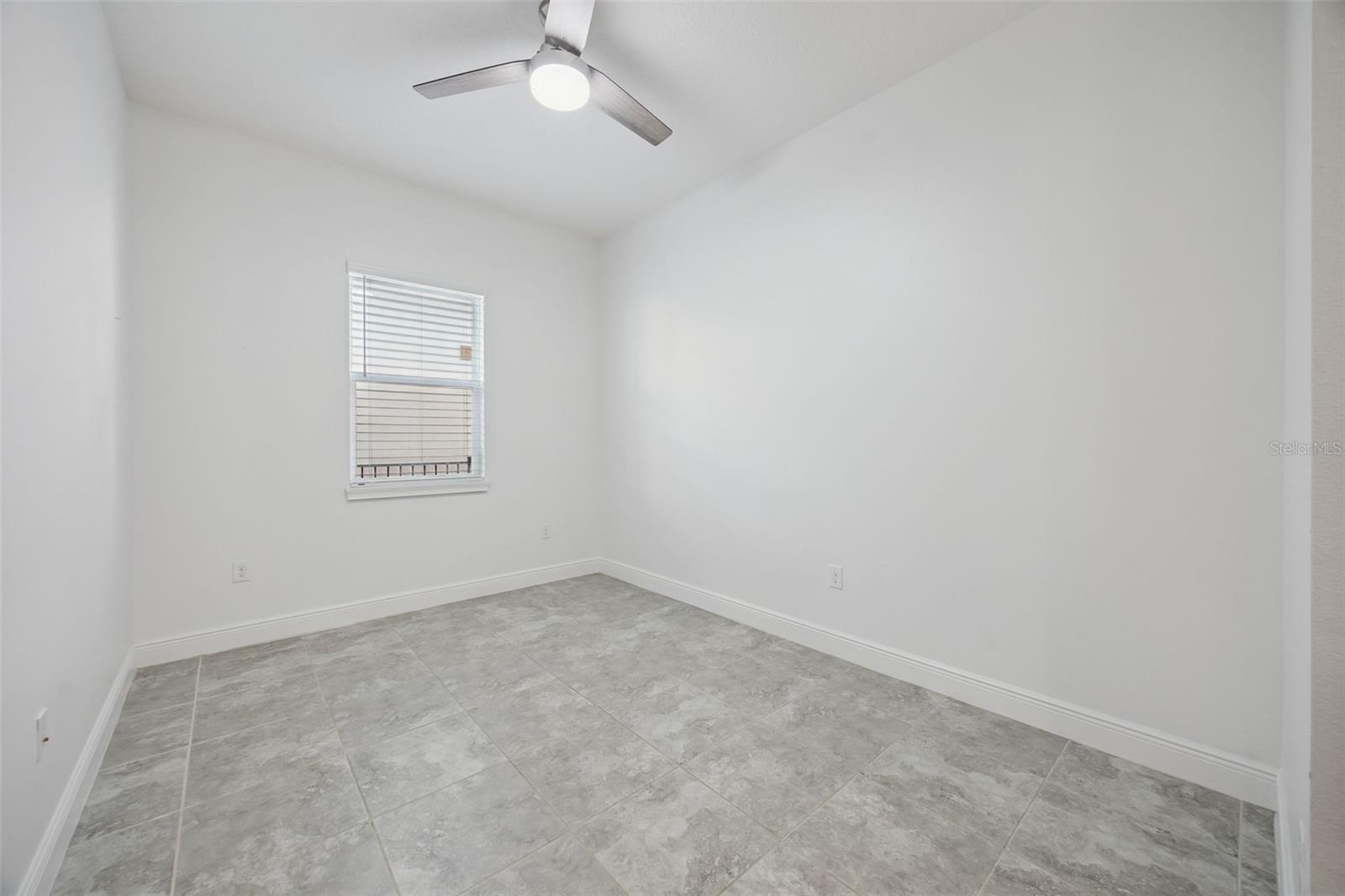 Image 17 of 46 For 5013 Fountainwood Drive