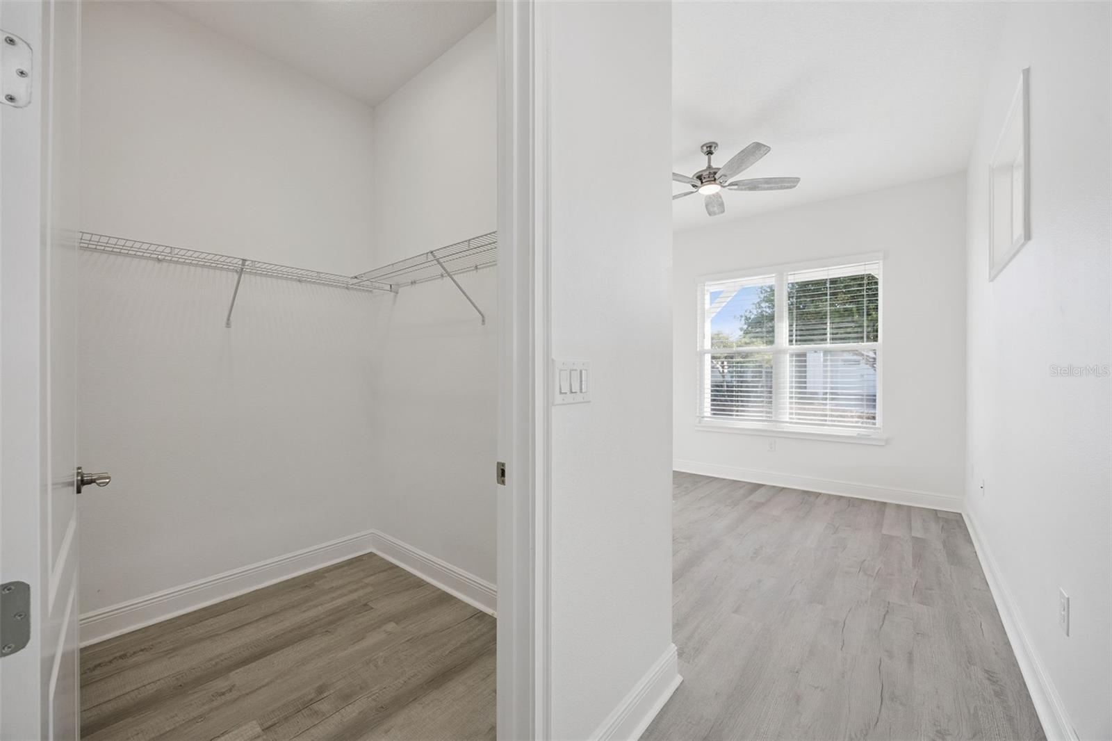 Image 18 of 46 For 5013 Fountainwood Drive