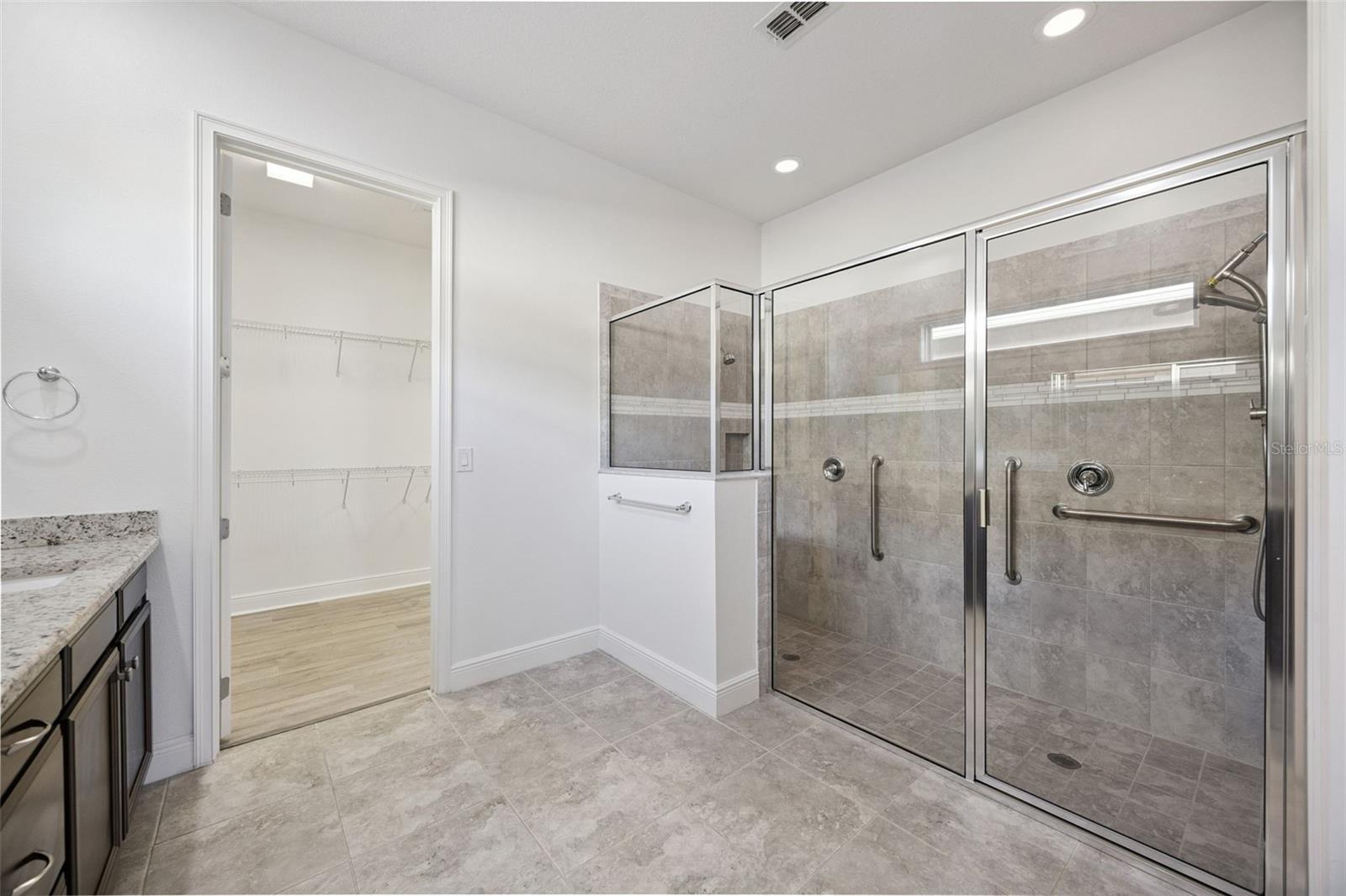 Image 20 of 46 For 5013 Fountainwood Drive