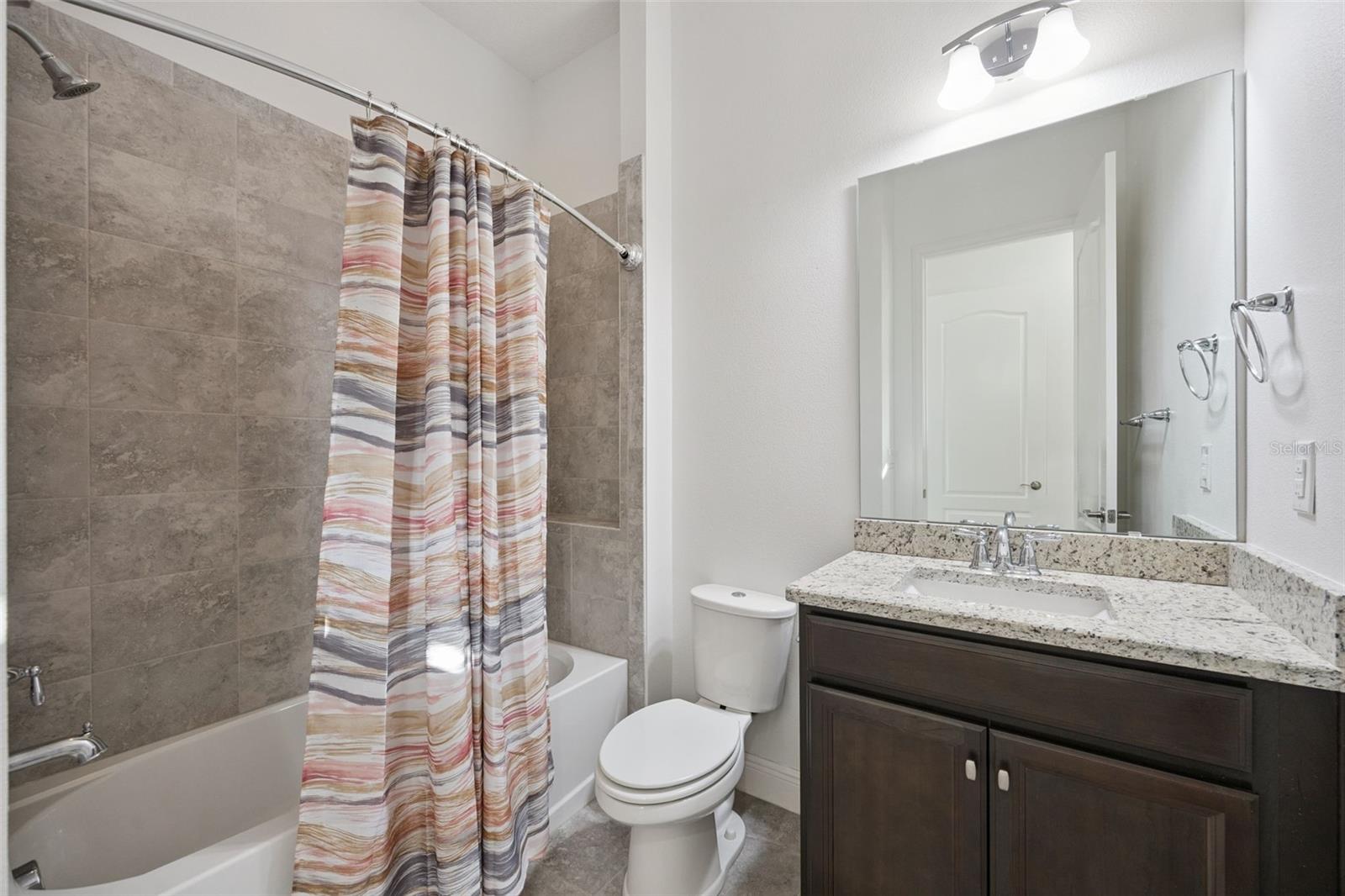 Image 23 of 46 For 5013 Fountainwood Drive