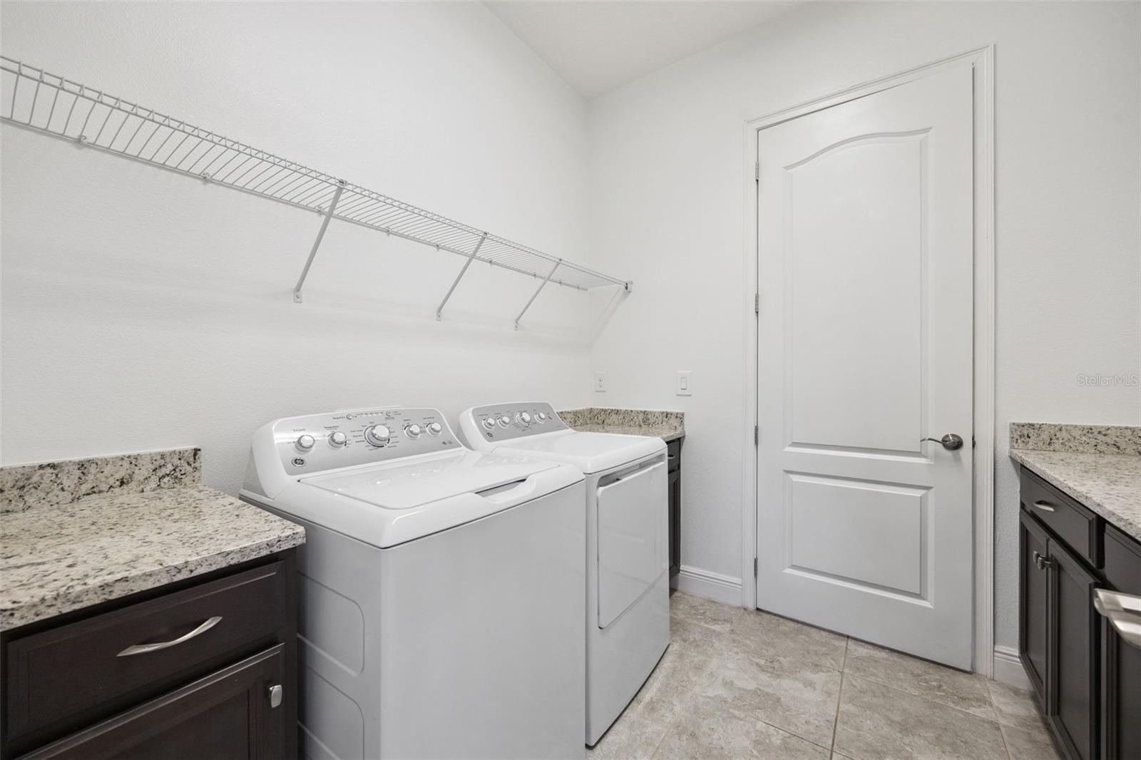 Image 26 of 46 For 5013 Fountainwood Drive