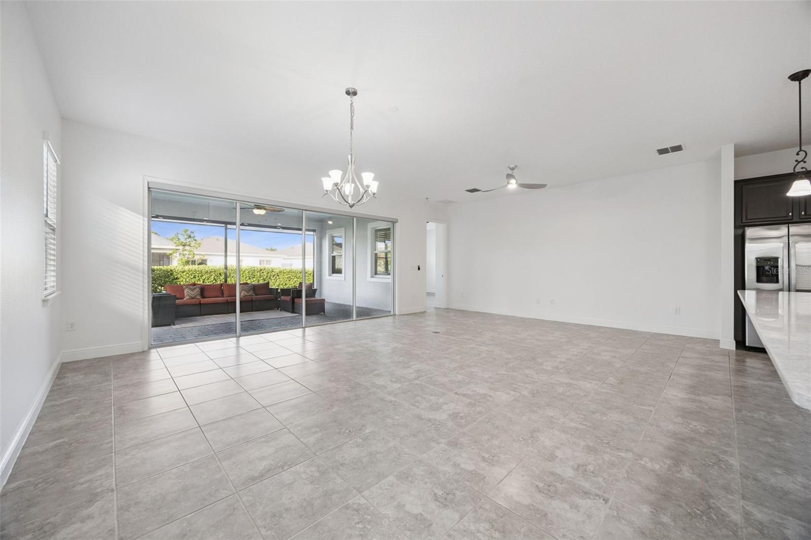 Image 5 of 46 For 5013 Fountainwood Drive