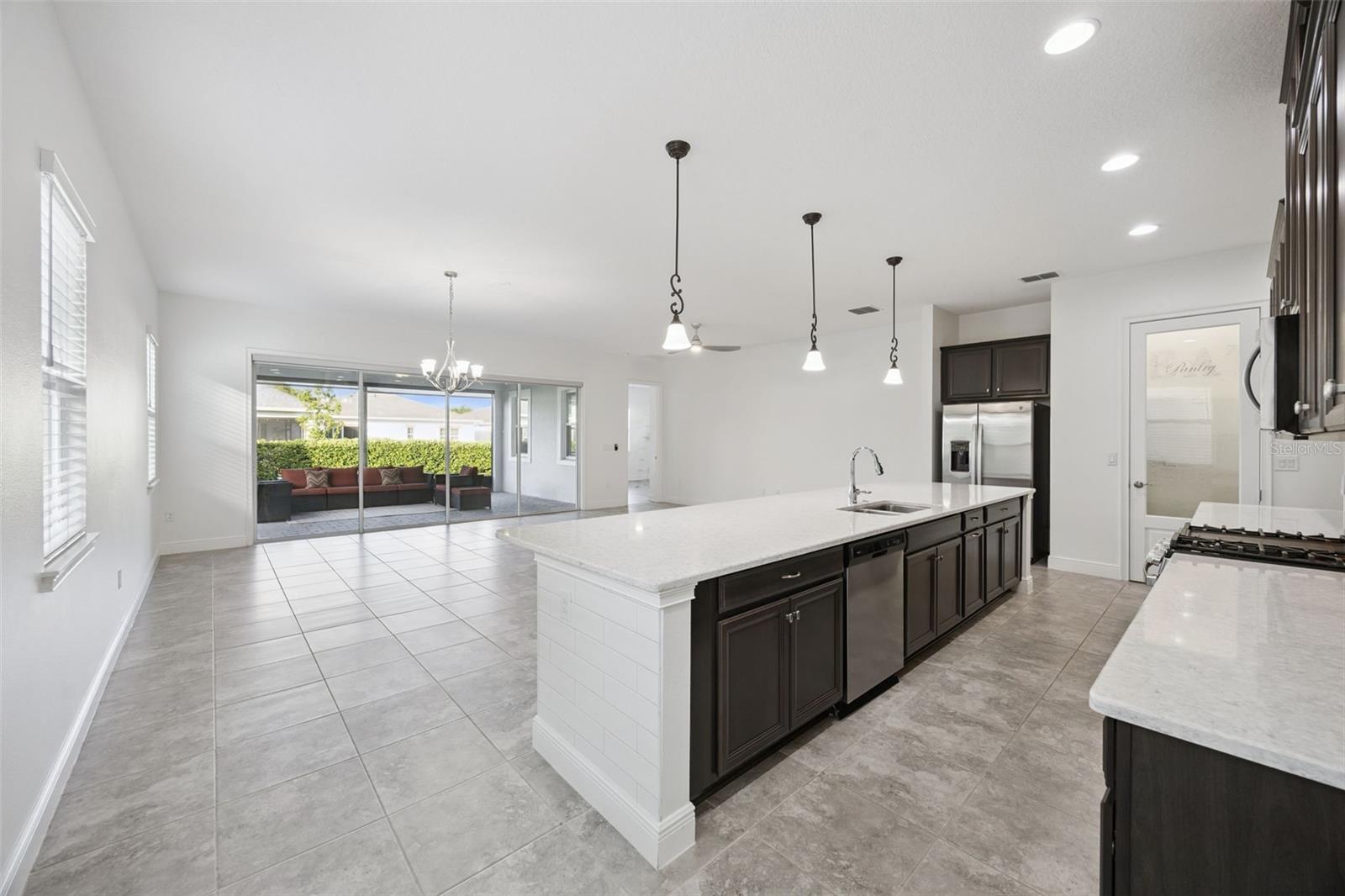 Image 8 of 46 For 5013 Fountainwood Drive