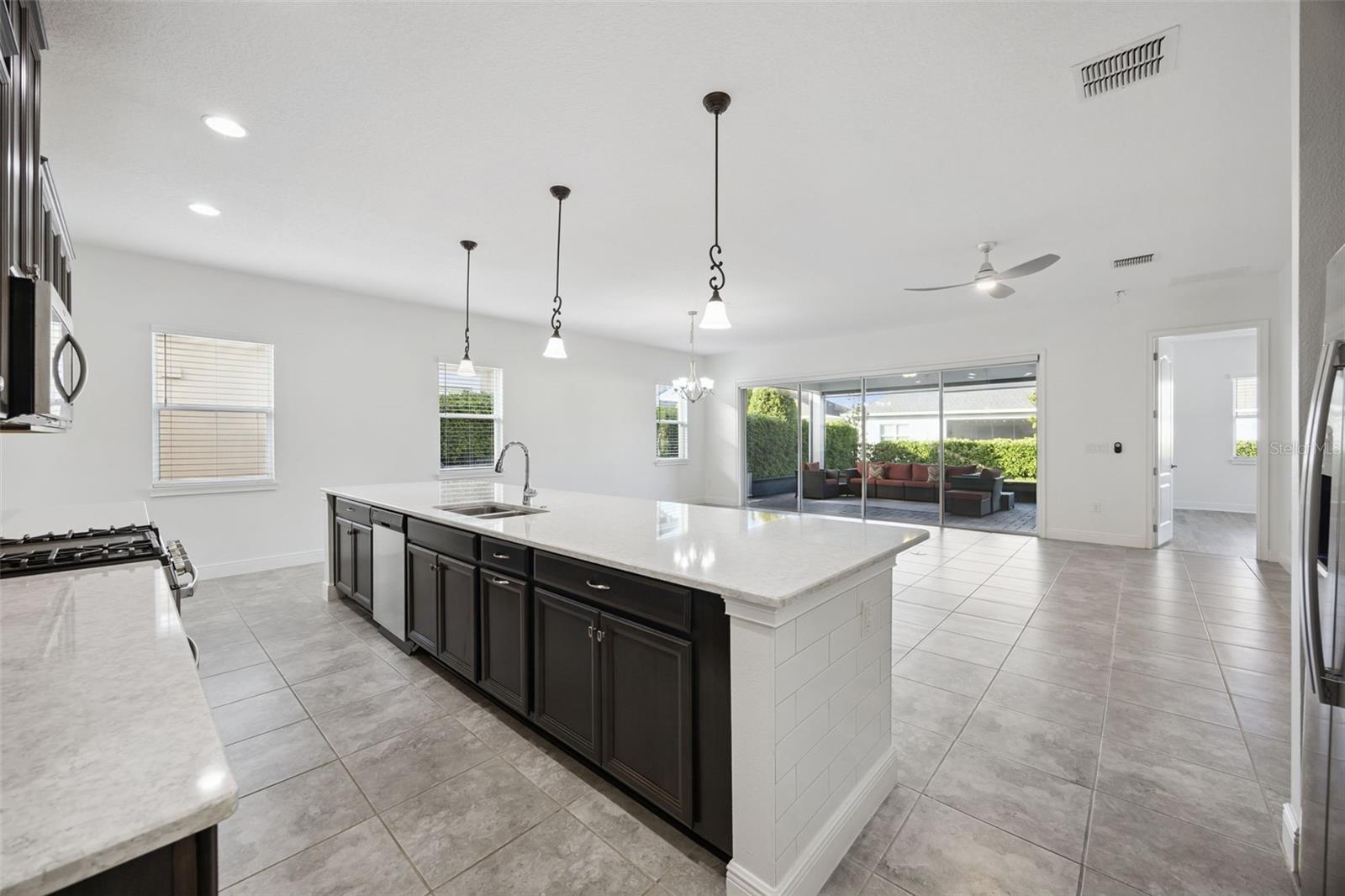 Image 9 of 46 For 5013 Fountainwood Drive