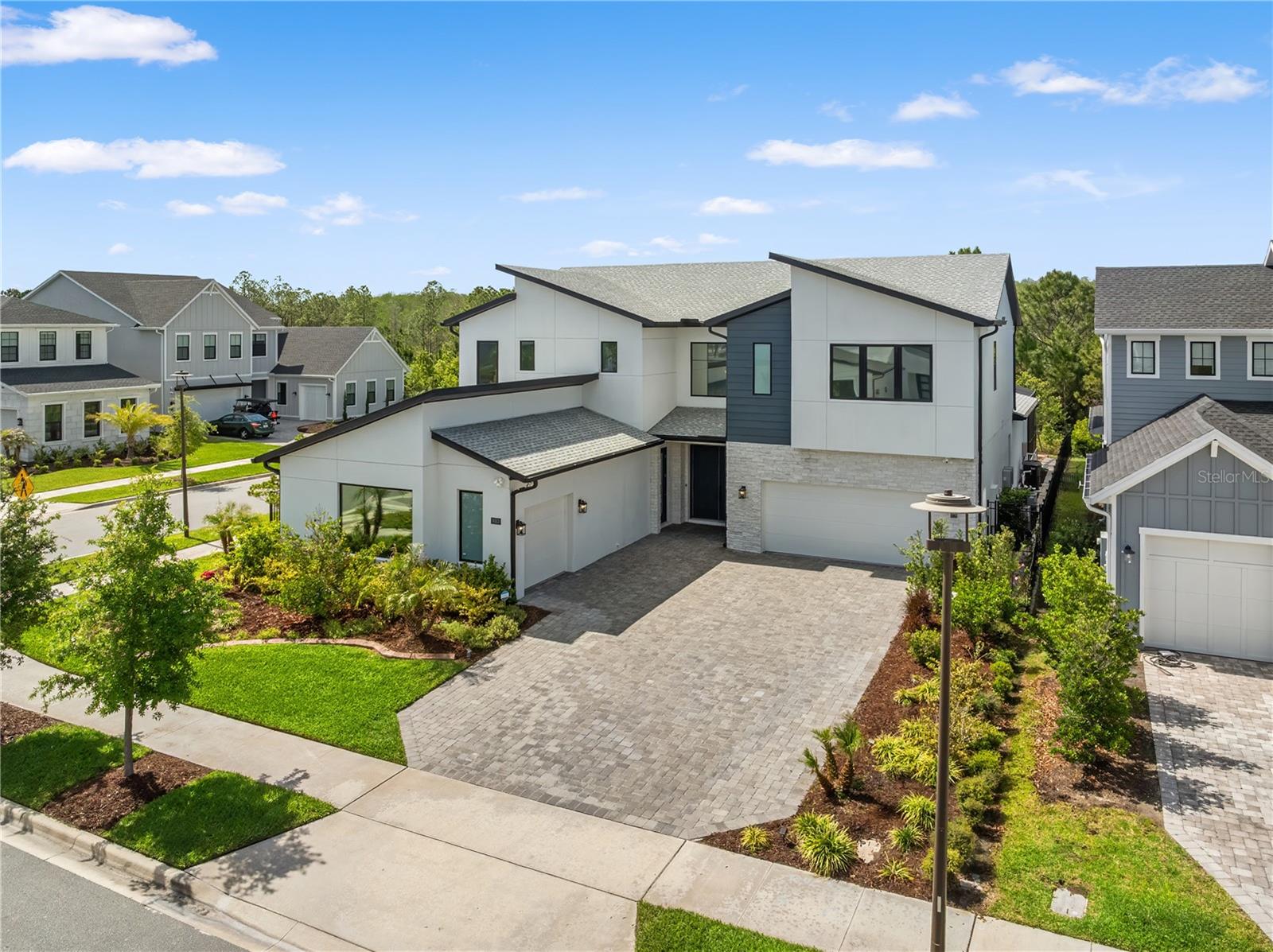 Image 11 of 84 For 9003 Santorini Drive