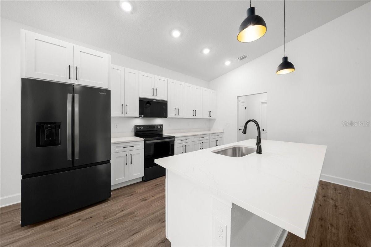 Image 15 of 52 For 10153 Lynnhaven Road