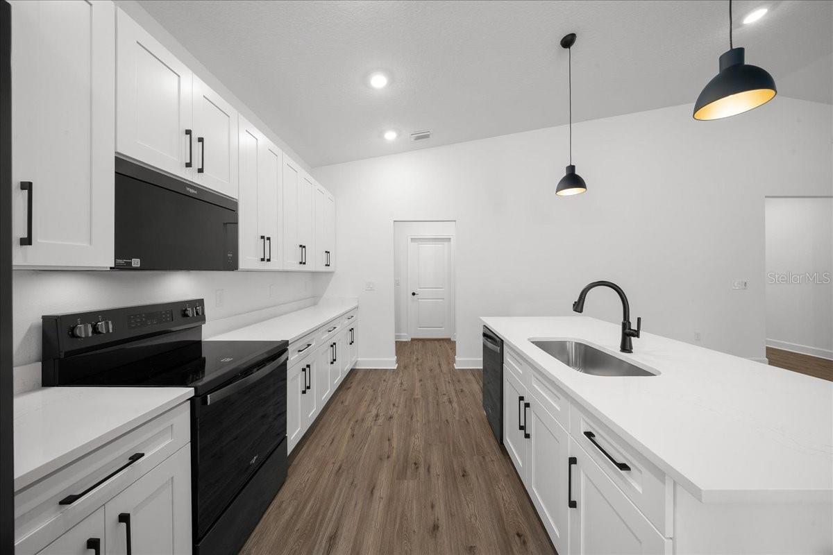 Image 16 of 52 For 10153 Lynnhaven Road