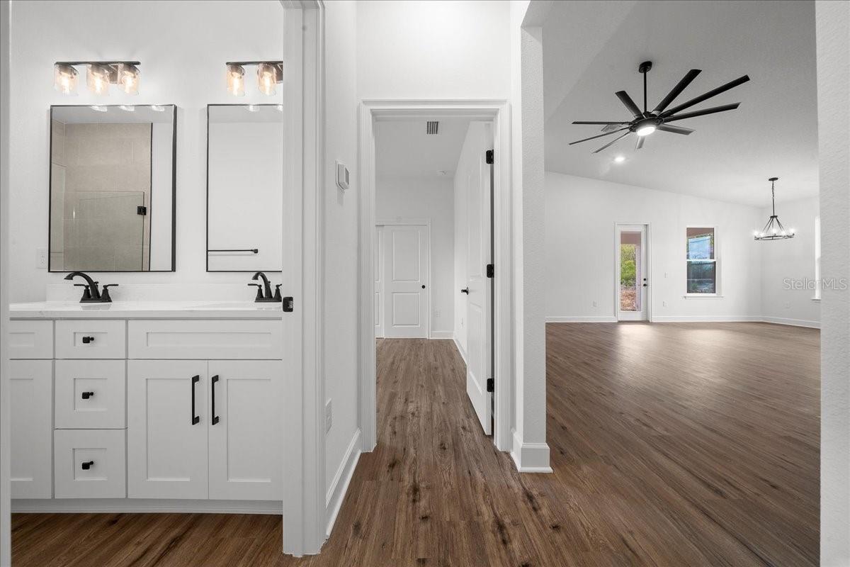 Image 28 of 52 For 10153 Lynnhaven Road