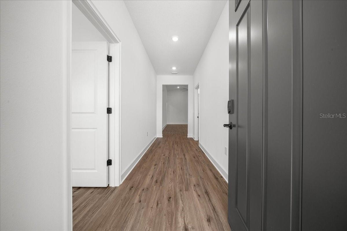 Image 3 of 52 For 10153 Lynnhaven Road