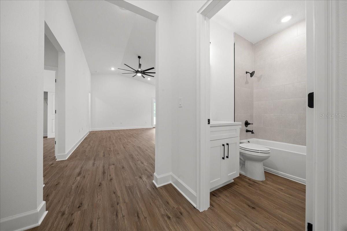 Image 4 of 52 For 10153 Lynnhaven Road