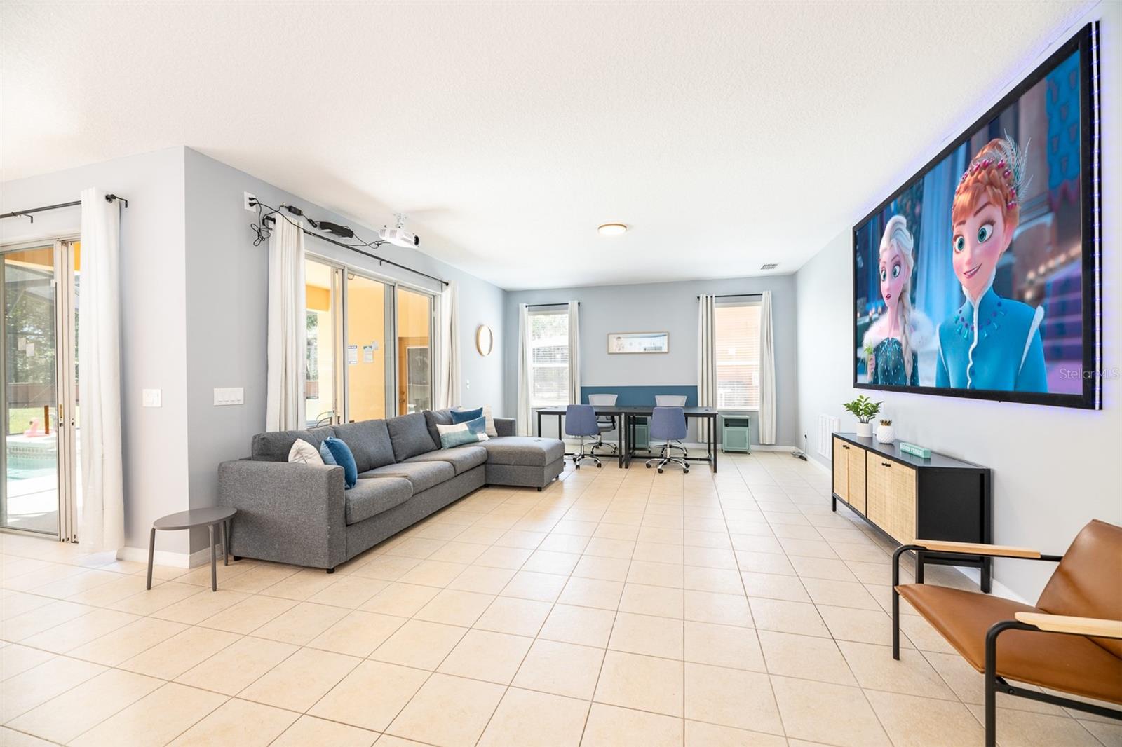 Image 14 of 45 For 161 Las Fuentes Drive