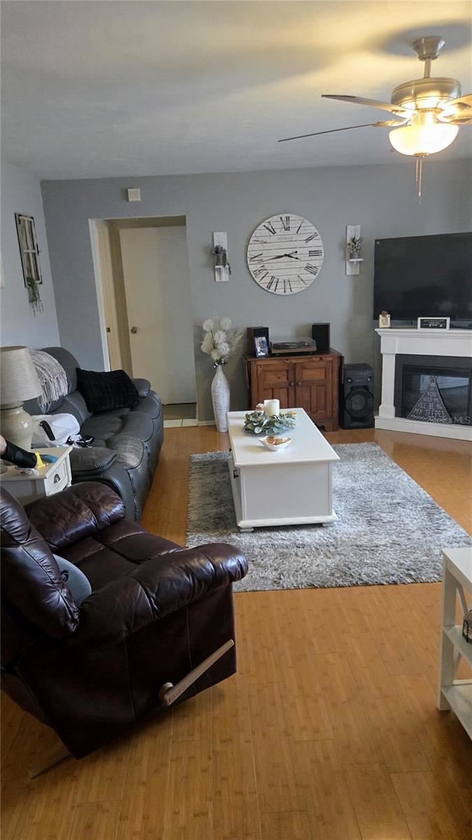 Image 9 of 25 For 1519 Sunbird Terrace