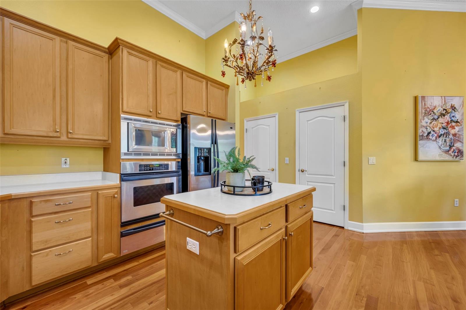 Image 13 of 39 For 100 Glen Club Court