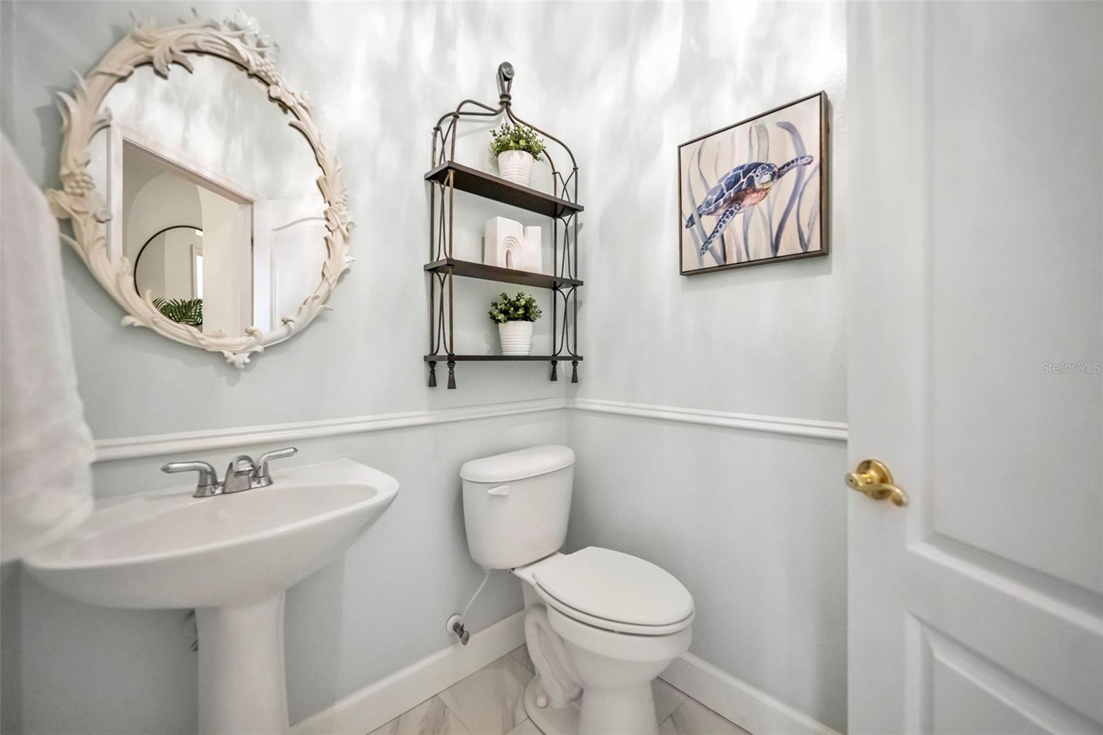 Image 17 of 39 For 100 Glen Club Court