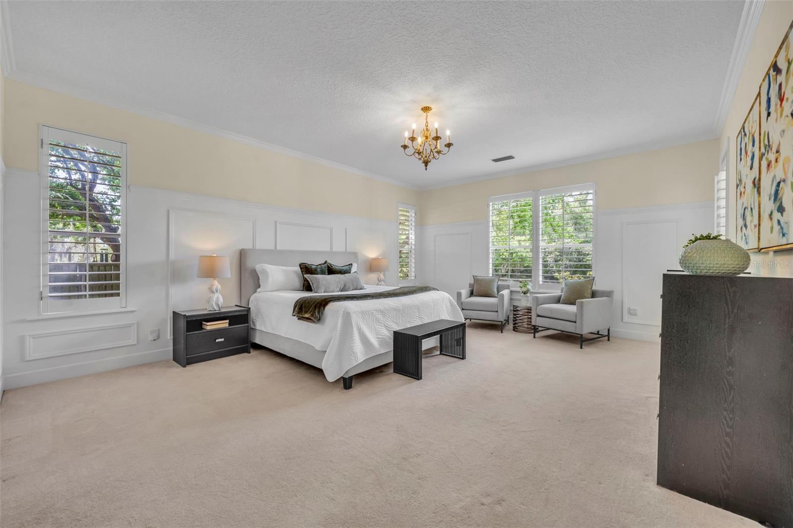 Image 18 of 39 For 100 Glen Club Court