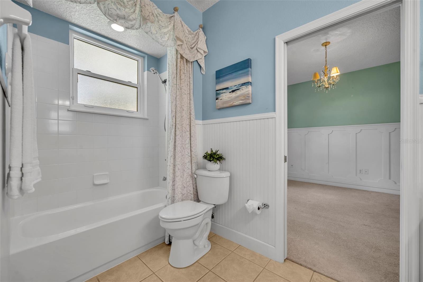 Image 27 of 39 For 100 Glen Club Court