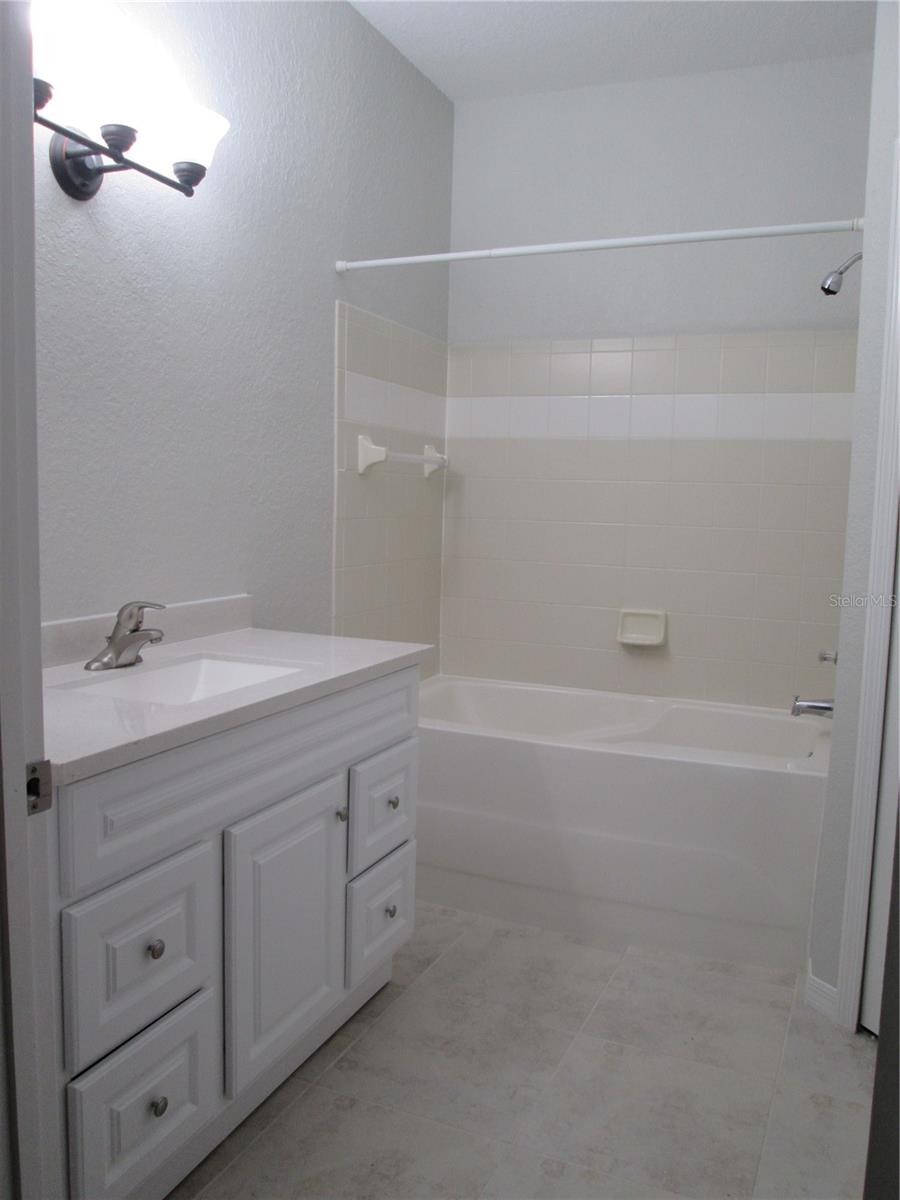 Image 10 of 16 For 5957 Westgate Drive 1912