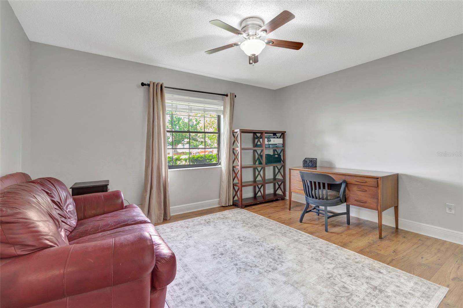 Image 19 of 44 For 14140 Country Estate Drive