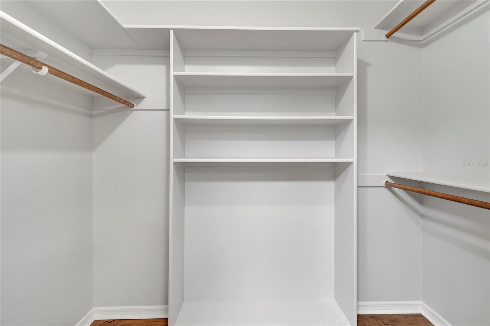 Image 23 of 44 For 14140 Country Estate Drive