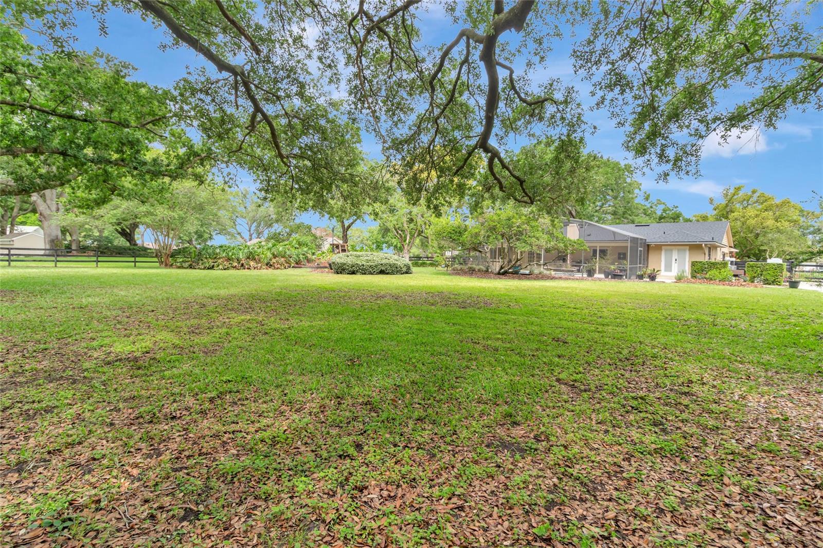 Image 40 of 44 For 14140 Country Estate Drive