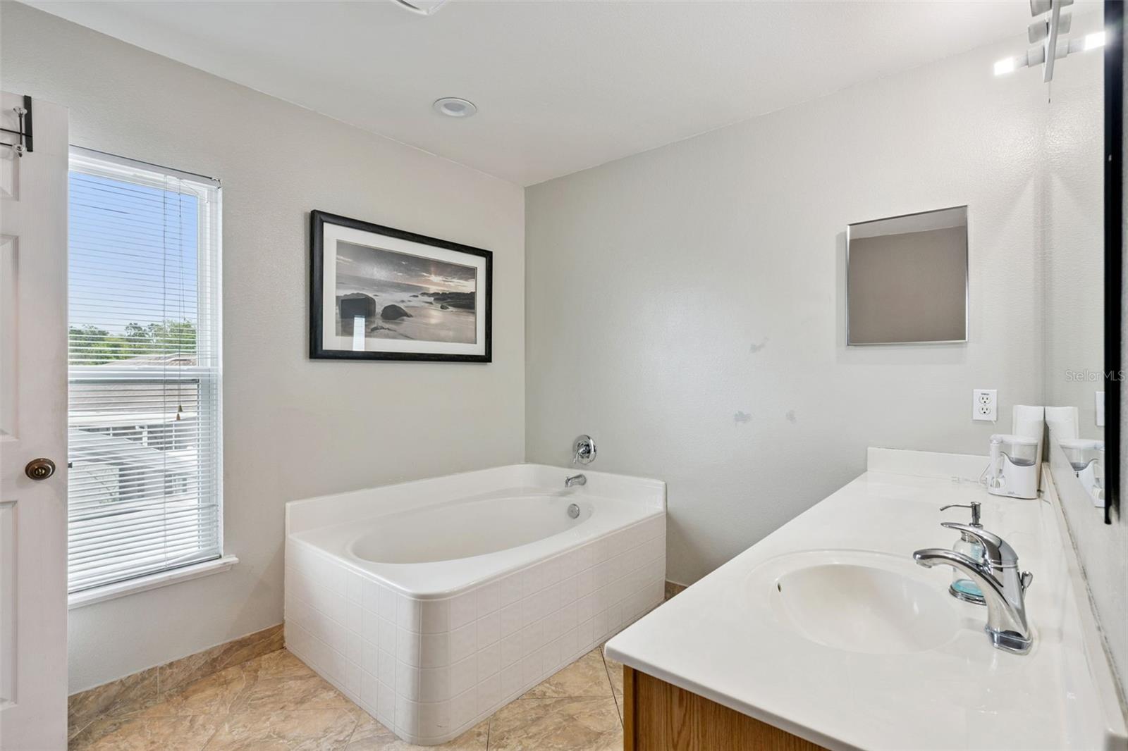 Image 19 of 34 For 1865 Ashton Park Place