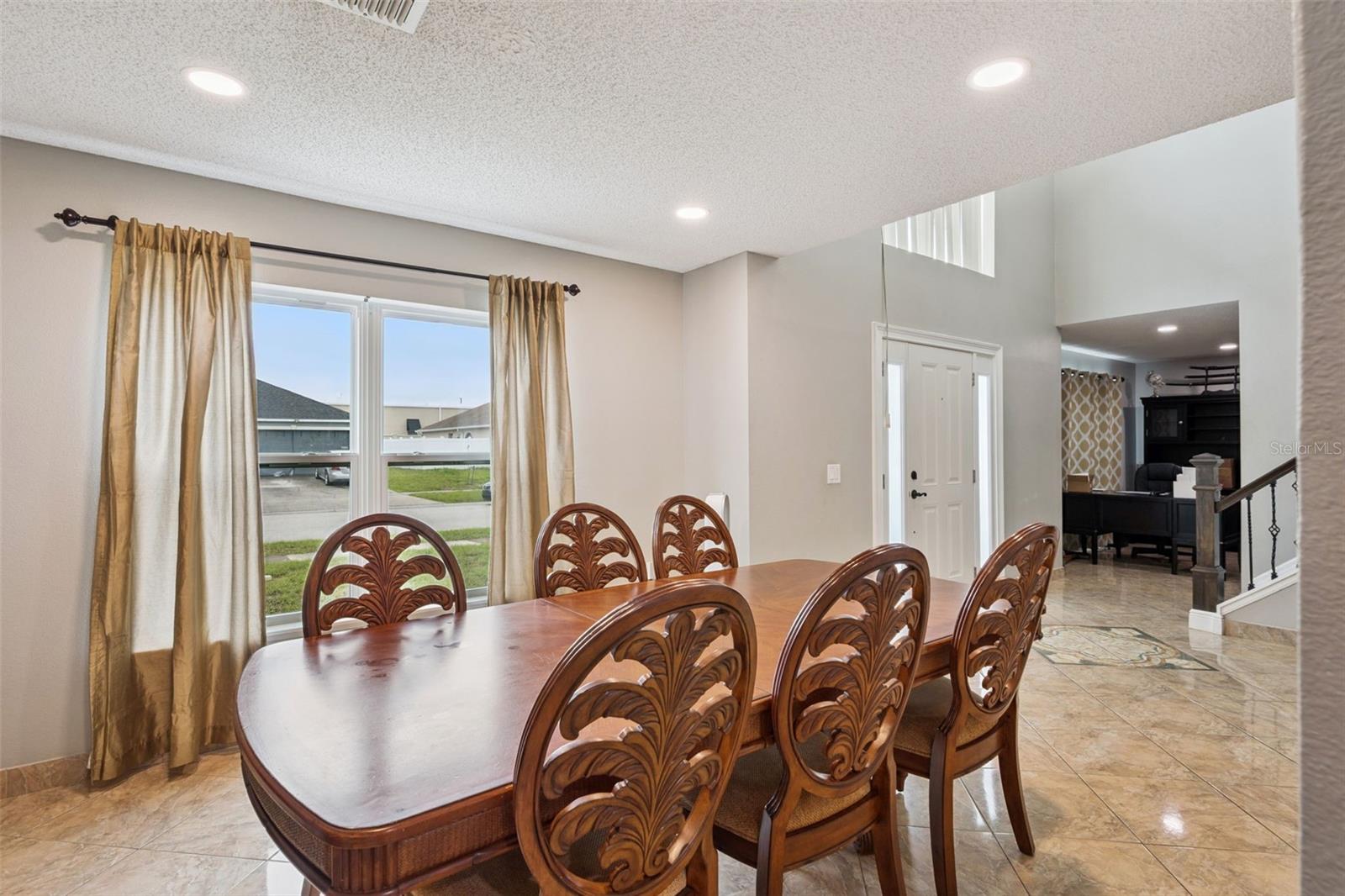 Image 7 of 34 For 1865 Ashton Park Place