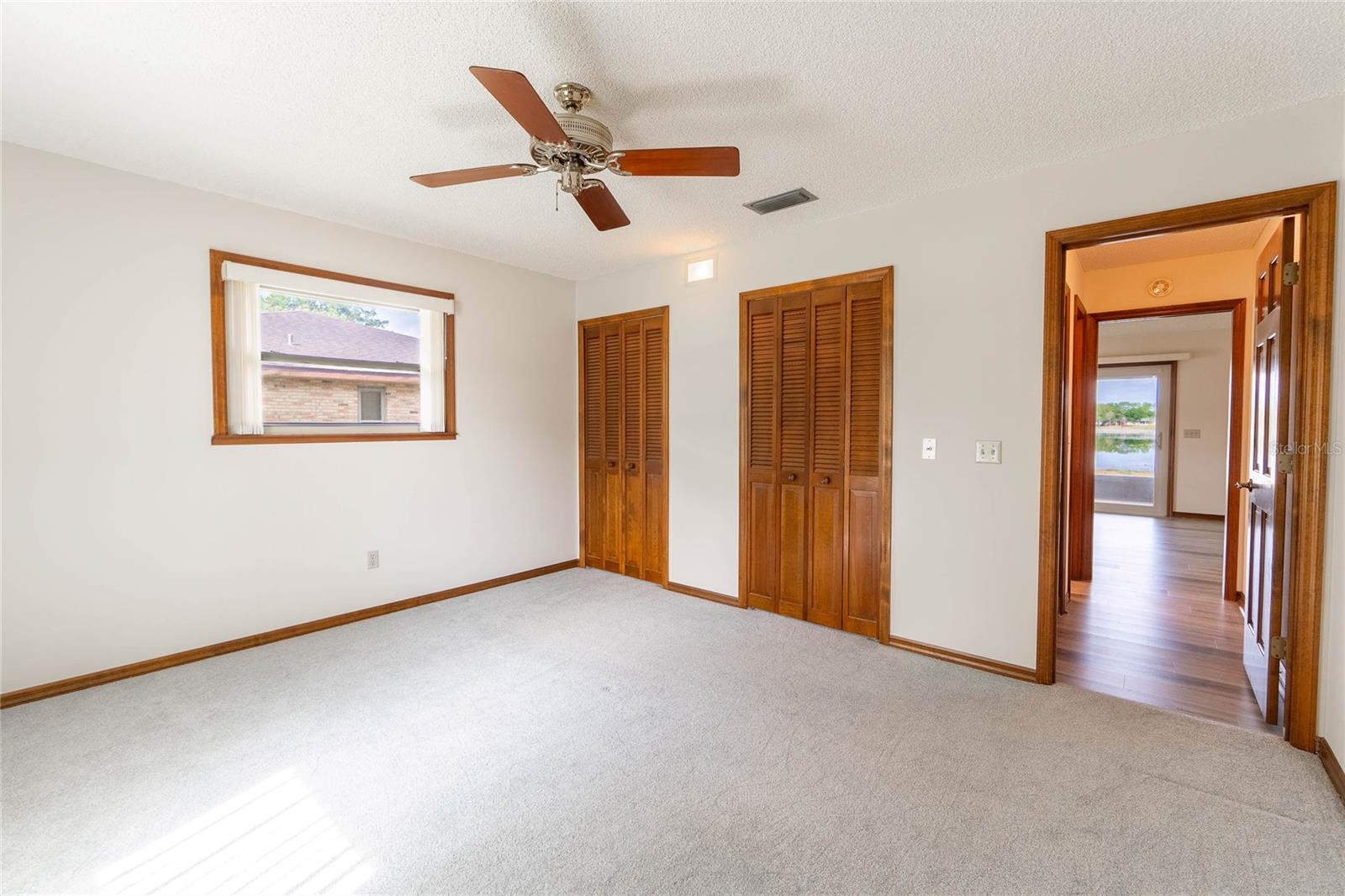 Image 19 of 31 For 1020 Avis  